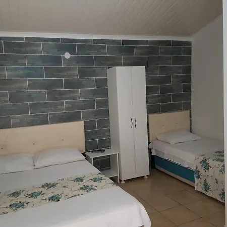 홈스테이 Civiler Pansiyon